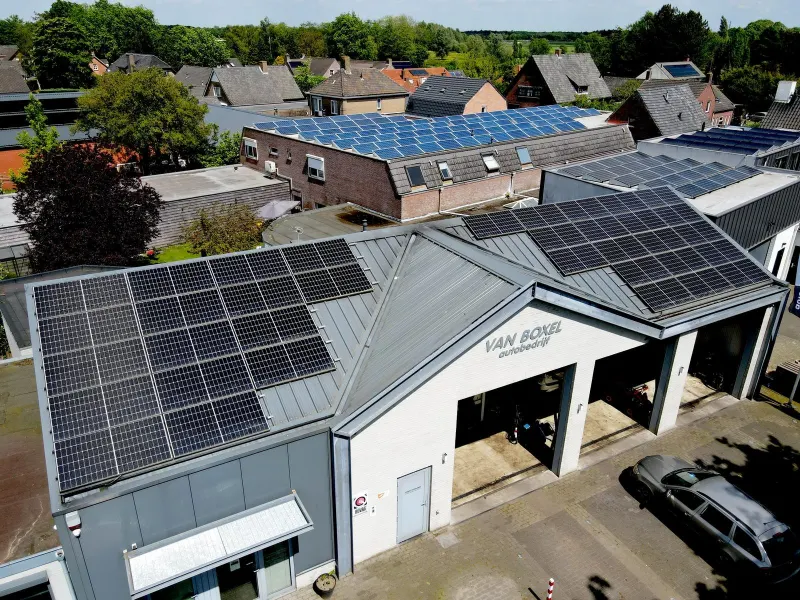 Projectfoto Autobedrijf Van Boxel (2 van 3)
